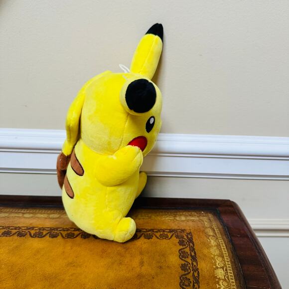Pokemon Sitting Pikachu Poke Plush Plushie 8 inch Stuffed Toy NEW - Picture 5 of 10